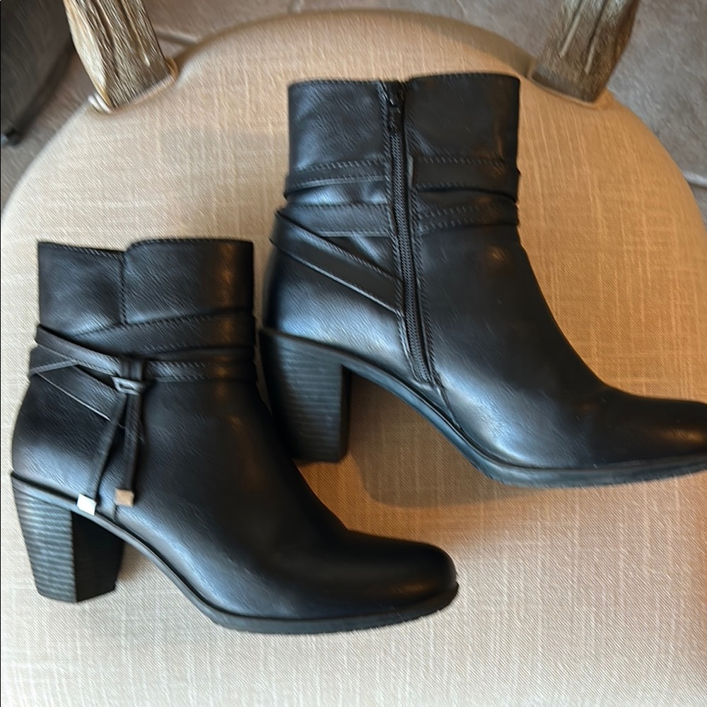 Croft & Barrow Black  Ankle Boot